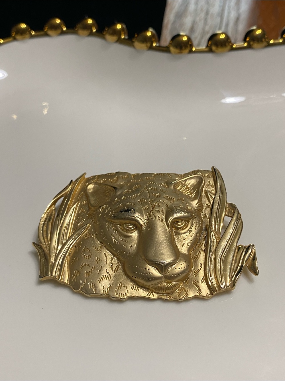 Park Lane Gold-tone Leopard Head Brooch/Pendant